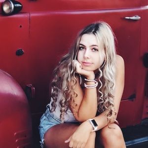 Meet your Posher, Aubrey